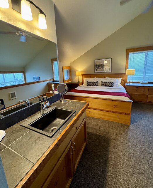 Image 10 for The Sandbar Waterfront Loft 2