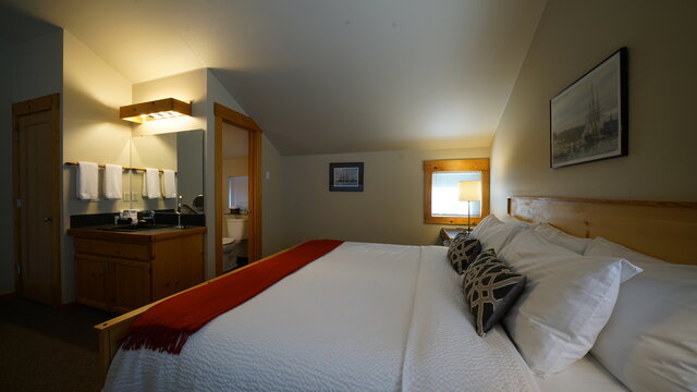 Image 6 for The Sandbar Waterfront Loft 2