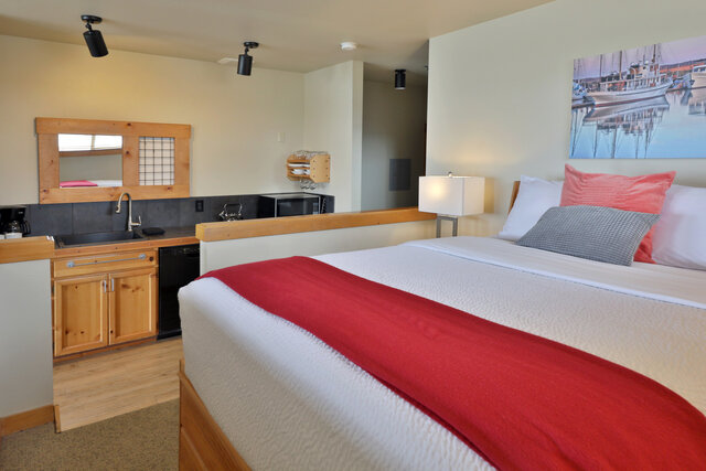 Image 11 for Waterfront Studio 1