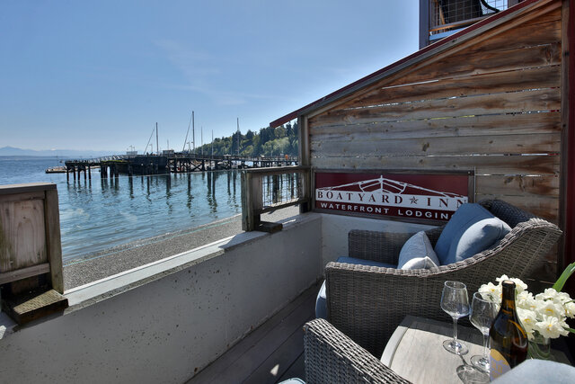 Image 15 for Waterfront Beach Studio 5