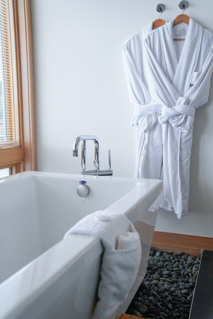 Image 1 for Waterfront Marina Suite