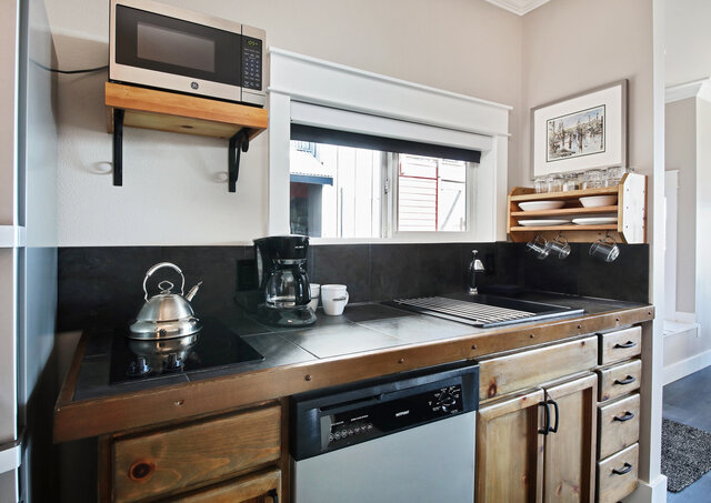 Image 10 for Waterfront Beach Studio 5