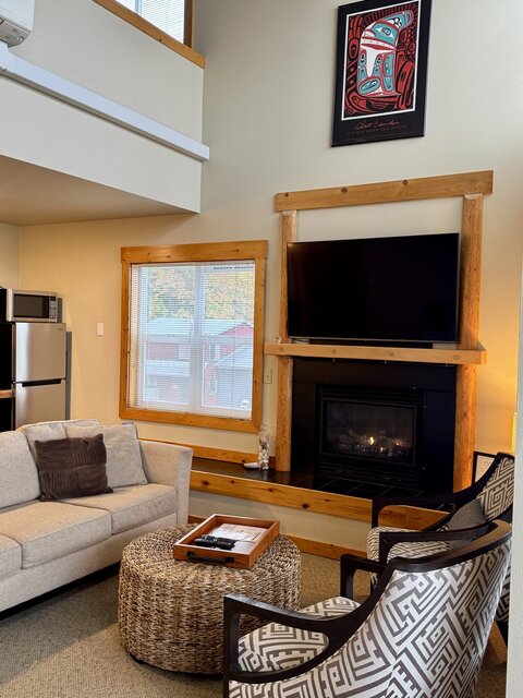 Image 2 for The Sandbar Waterfront Loft 2