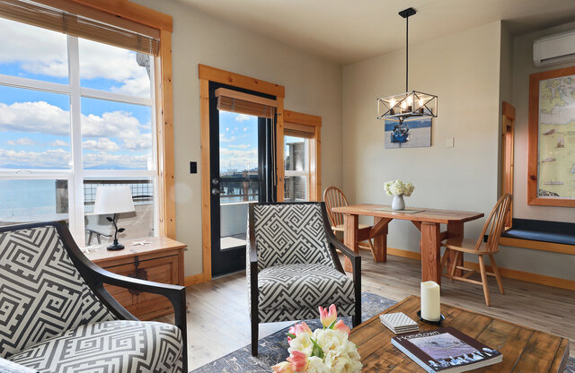 Image 3 for Waterfront Saratoga Passage Studio 3