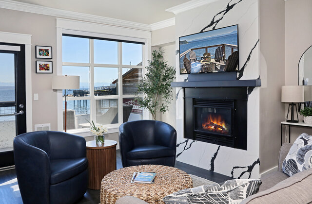 Image 4 for Waterfront Beach Studio 5