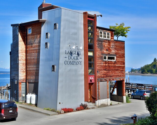 Image 1 for Waterfront Marina Suite