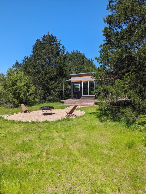 Image 14 for Black Cabin