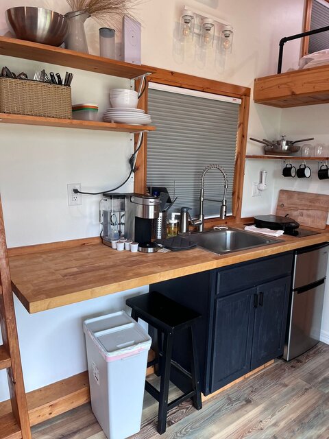 Image 4 for Green Cabin