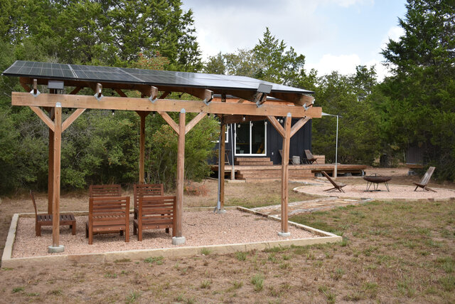 Image 5 for Black Cabin