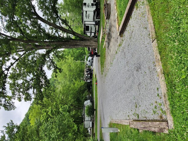 Image 2 for Back In, Off River RV A09   48'