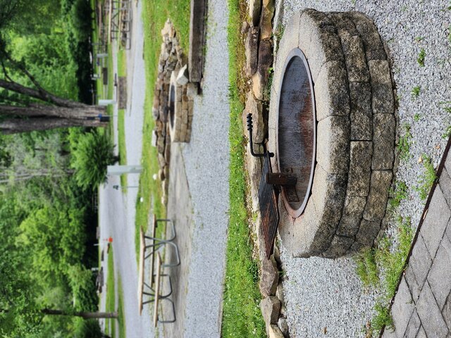 Image 6 for Back In, Off River RV A03  30' - Paved