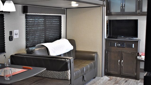 Image 2 for Luxury Suite
