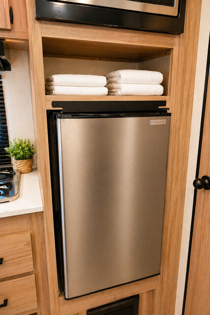 Image 3 for Cozy Canyon Camper Bunk