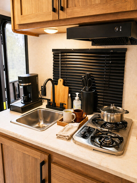 Image 2 for Cozy Canyon Camper Bunk