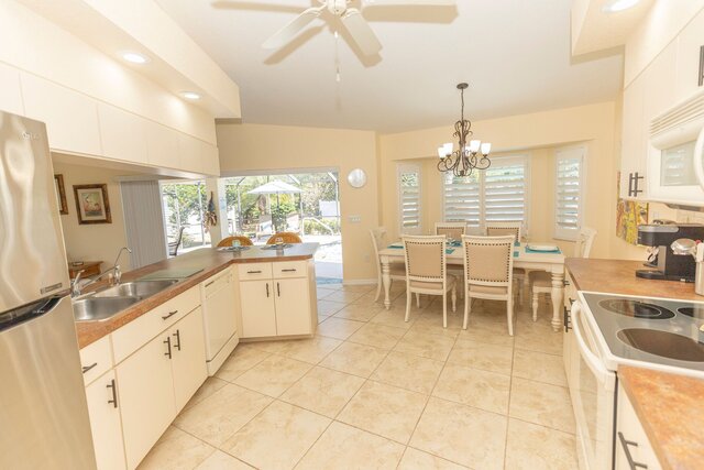 Image 10 for Pet friendly, heated saltwater  pool