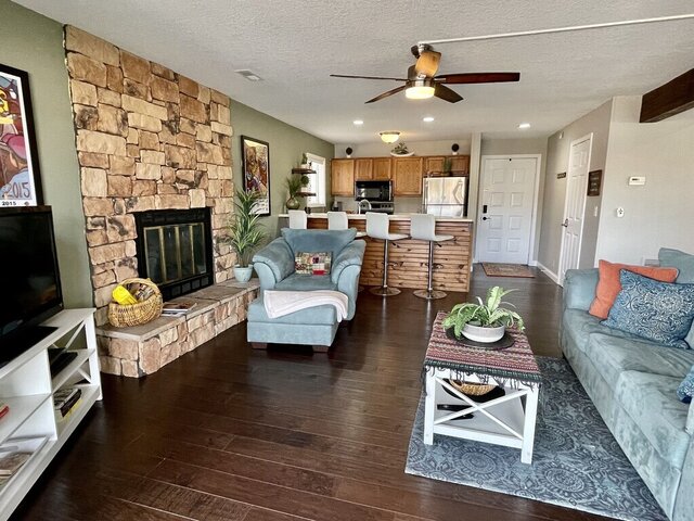 Image 6 for Baypoint Condo