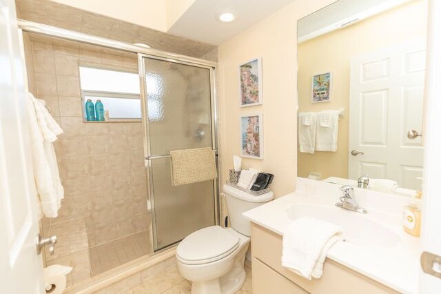 Image 16 for Pet friendly, heated saltwater  pool