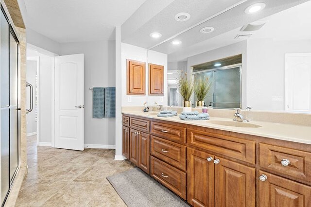 Image 15 for Stylish Pool Vacation Home