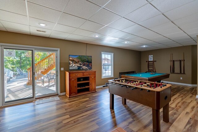 Patio doors to the pool