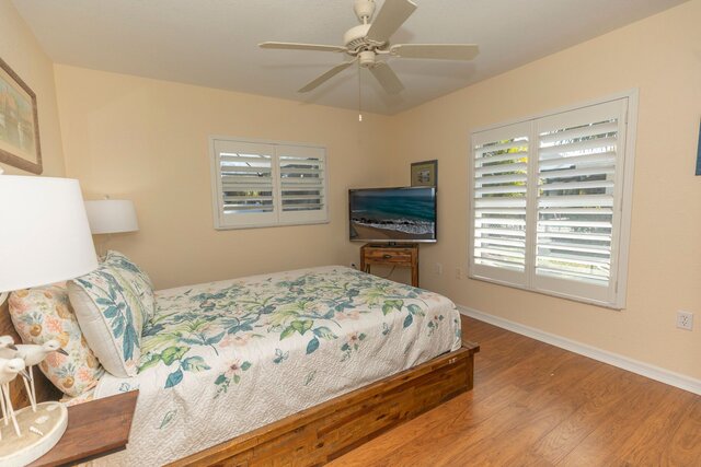 Image 17 for Pet friendly, heated saltwater  pool