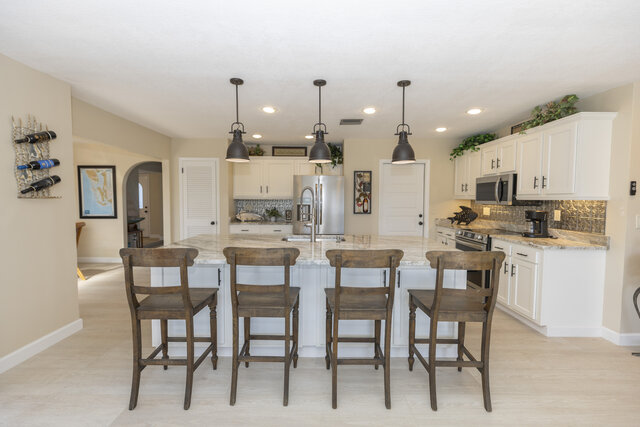 Image 16 for Port Charlotte, Canal, Private Pool