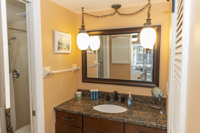 Image 19 for Port Charlotte, Canal, Private Pool