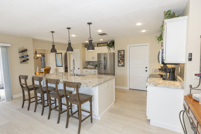 Image 17 for Port Charlotte, Canal, Private Pool