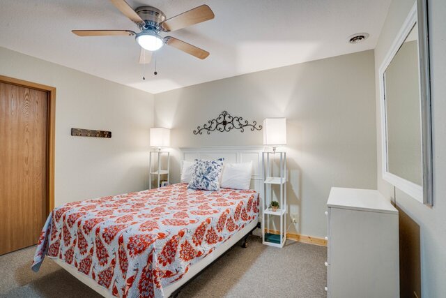 Image 23 for Lake Breeze Timbers, Fiber WIFI, getaway