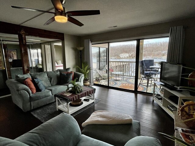 Image 9 for Baypoint Condo