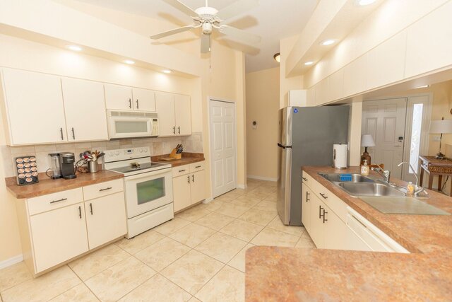 Image 13 for Pet friendly, heated saltwater  pool