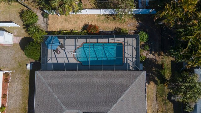 Image 4 for Pet friendly, heated saltwater  pool