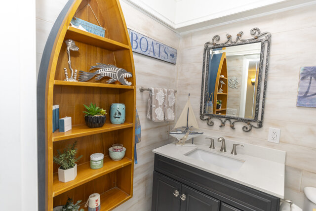 Image 23 for Port Charlotte, Canal, Private Pool