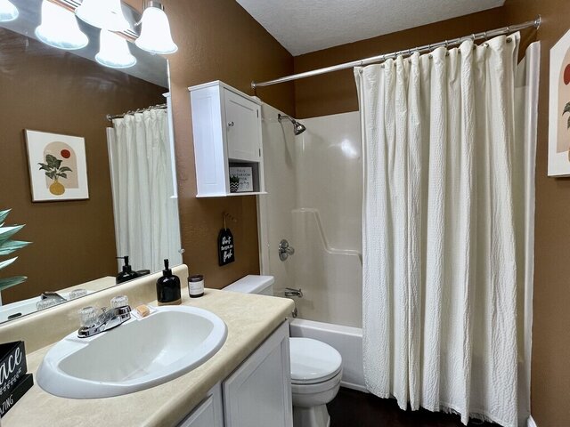 Image 15 for Baypoint Condo