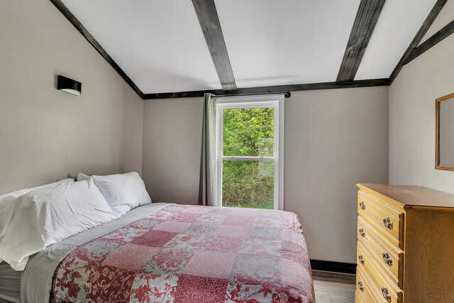 Image 10 for L) Cottage L - 2 Bedroom