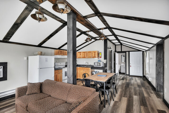 Image 9 for L) Cottage L - 2 Bedroom