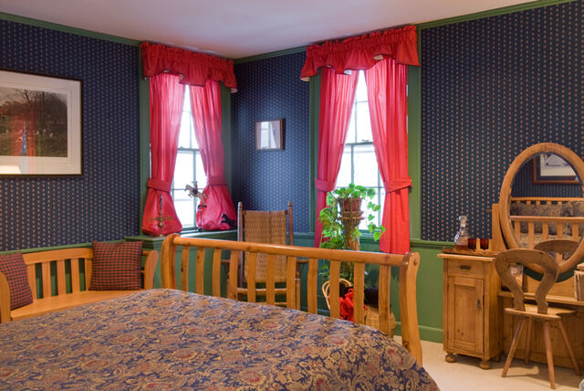 Image 1 for Equestrian Room