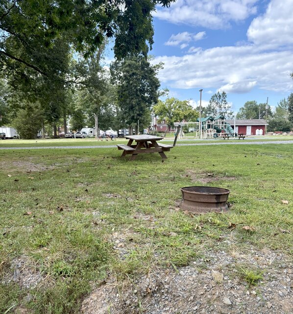 Image 2 for 023 Back in (no sewer) 30 Amp, 30'