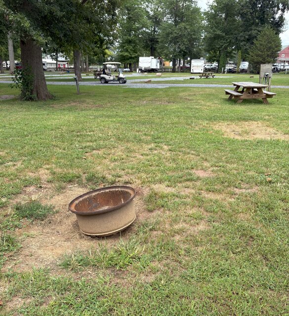 Image 2 for 019 Back in (no sewer) 30 Amp, 34'