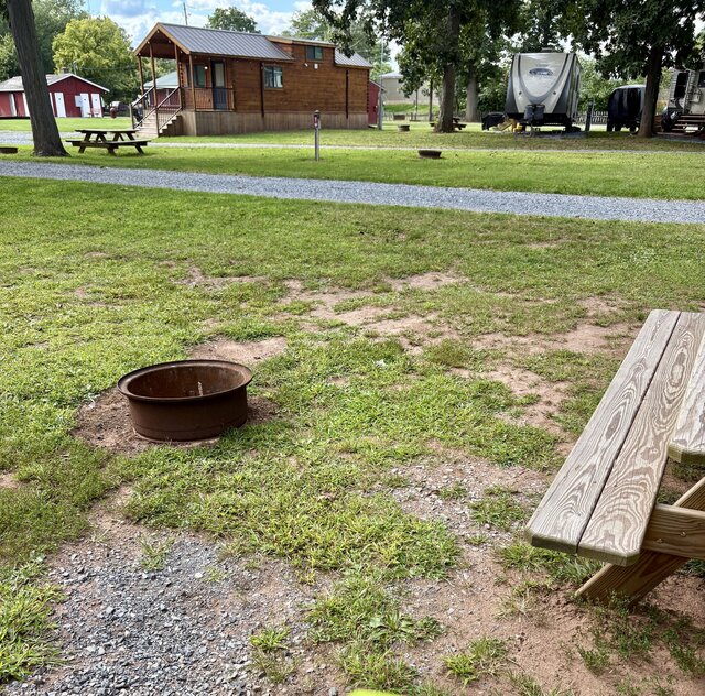 Image 2 for 033 Creekside Tent Site with Electric