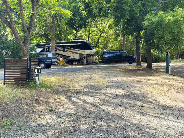 Image 1 for 41) Site #41 - WATER ONLY RV Site Pull-Thru