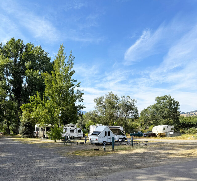 Image 2 for 50) Site #50 - RV Site Partial Hookup Pull-Thru