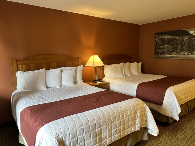 Image 1 for Standard 2 Queen Room- Riverside