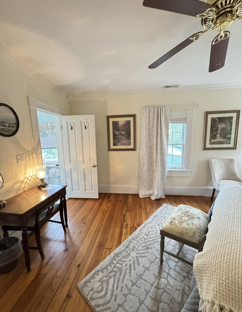 Image 1 for The Peter's Suite