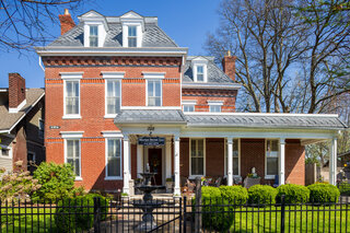 Market-Street-Inn-exteriors-4