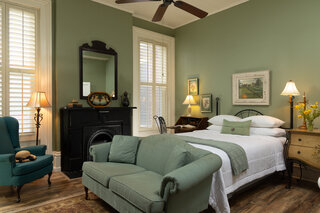 Market-Street-Inn-Rooms-Garden