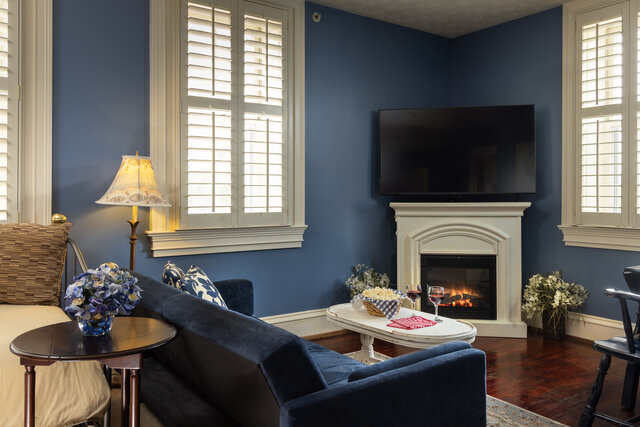 Image 5 for River Breeze Suite