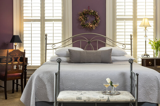 Image 2 for Royal Executive Suite