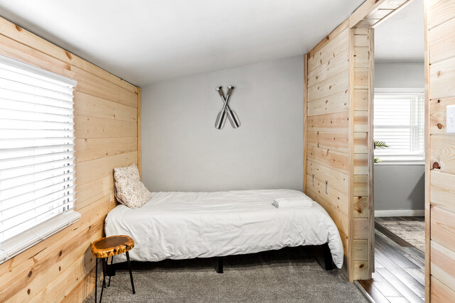 Image 7 for Cottage C - Sleeps 5!