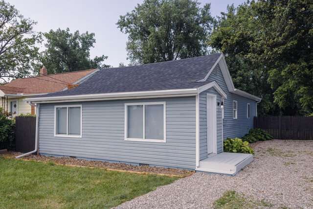 Image 2 for Cottage D - Sleeps 8