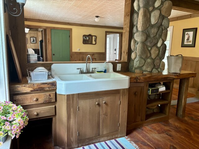 Image 3 for The Summer House